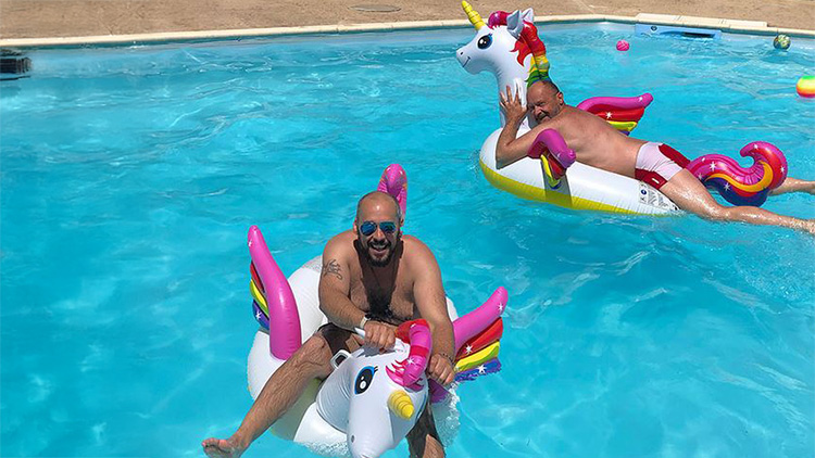 le pontillou swimming pool unicorns